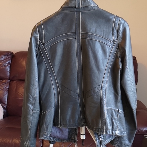 Leather coat - Picture 5 of 6